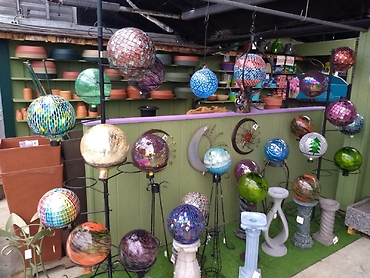 Gazing Balls and Stands